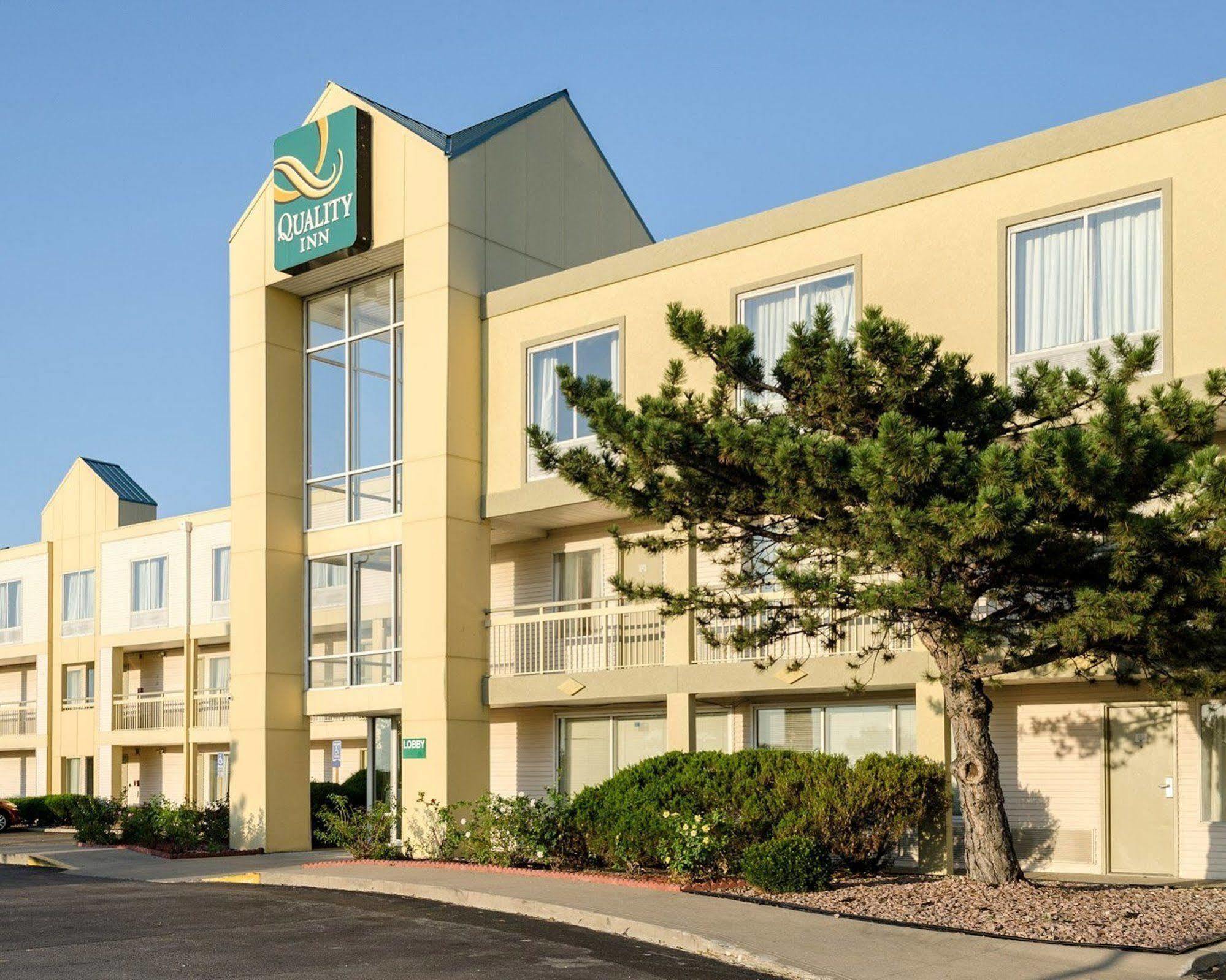 Quality Inn Merriam Kansas Exterior photo